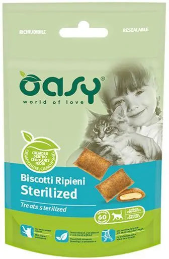 Opakowanie OASY Ciastka dla kotów sterylizowanych, ze zdjęciem ciastka, kotka i dziecka.